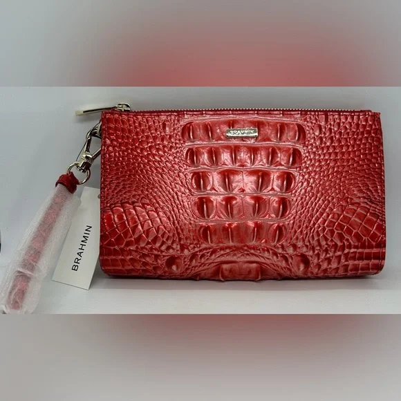 Brahmin Daisy Embrace Melbourne Genuine Leather Wristlet, NWT. - Picture 2 of 6